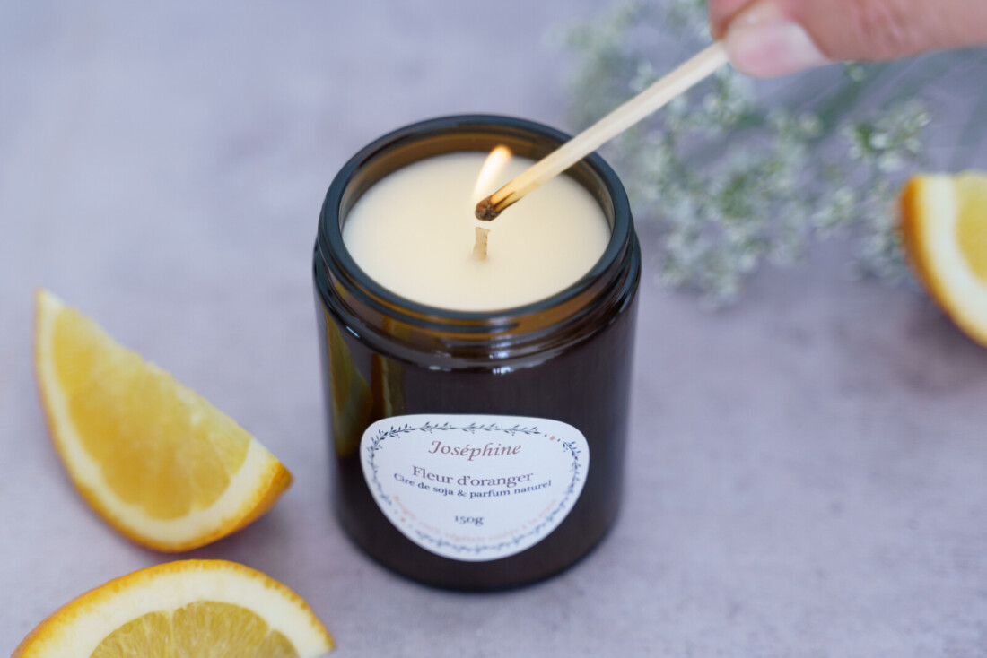bougie parfumee fleur oranger allumee 150g