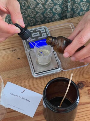Fabriquez votre bougie naturelle parfumée pendant vos vacances d’été